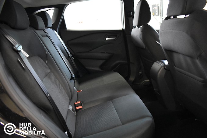 NISSAN Qashqai MHEV 158 CV Xtronic Business